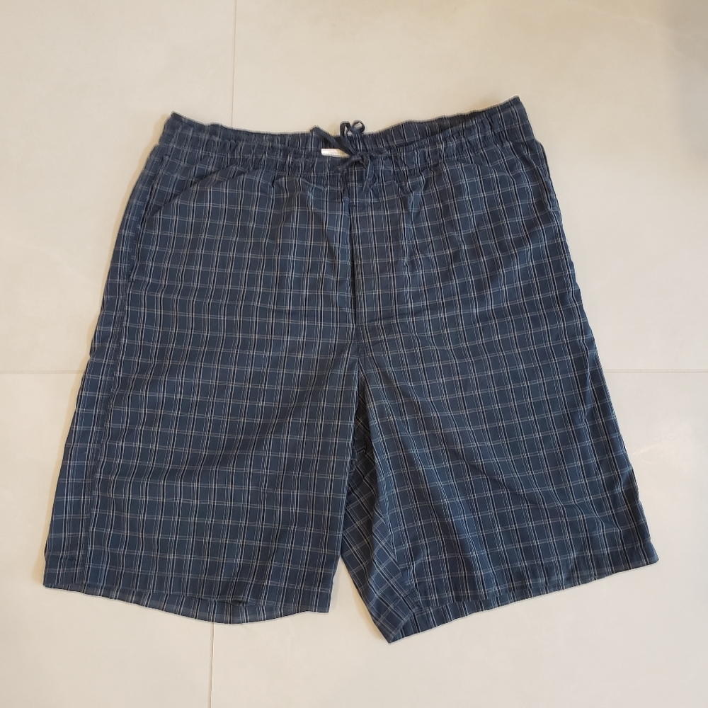 Blue Perry Ellis Cottons size extra large shorts